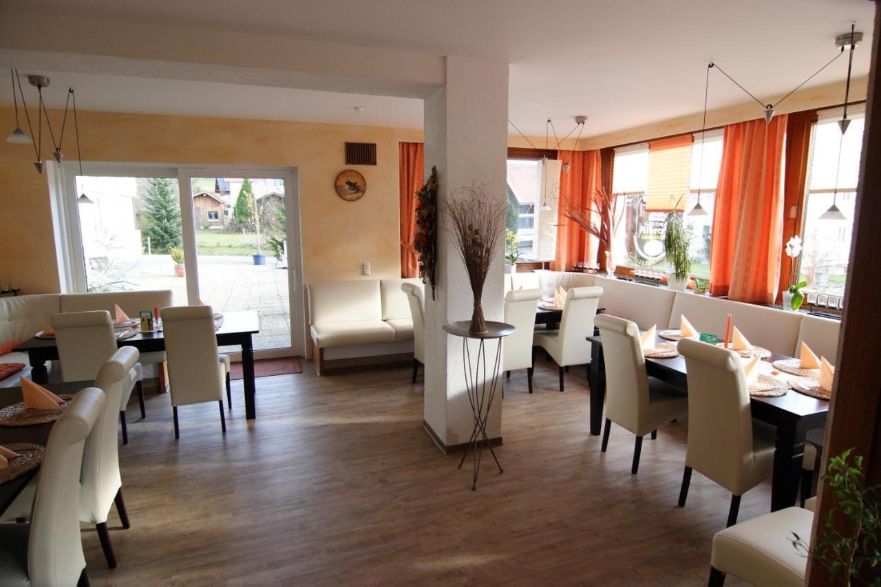 Landhotel Albrecht 미센 윌햄스 외부 사진