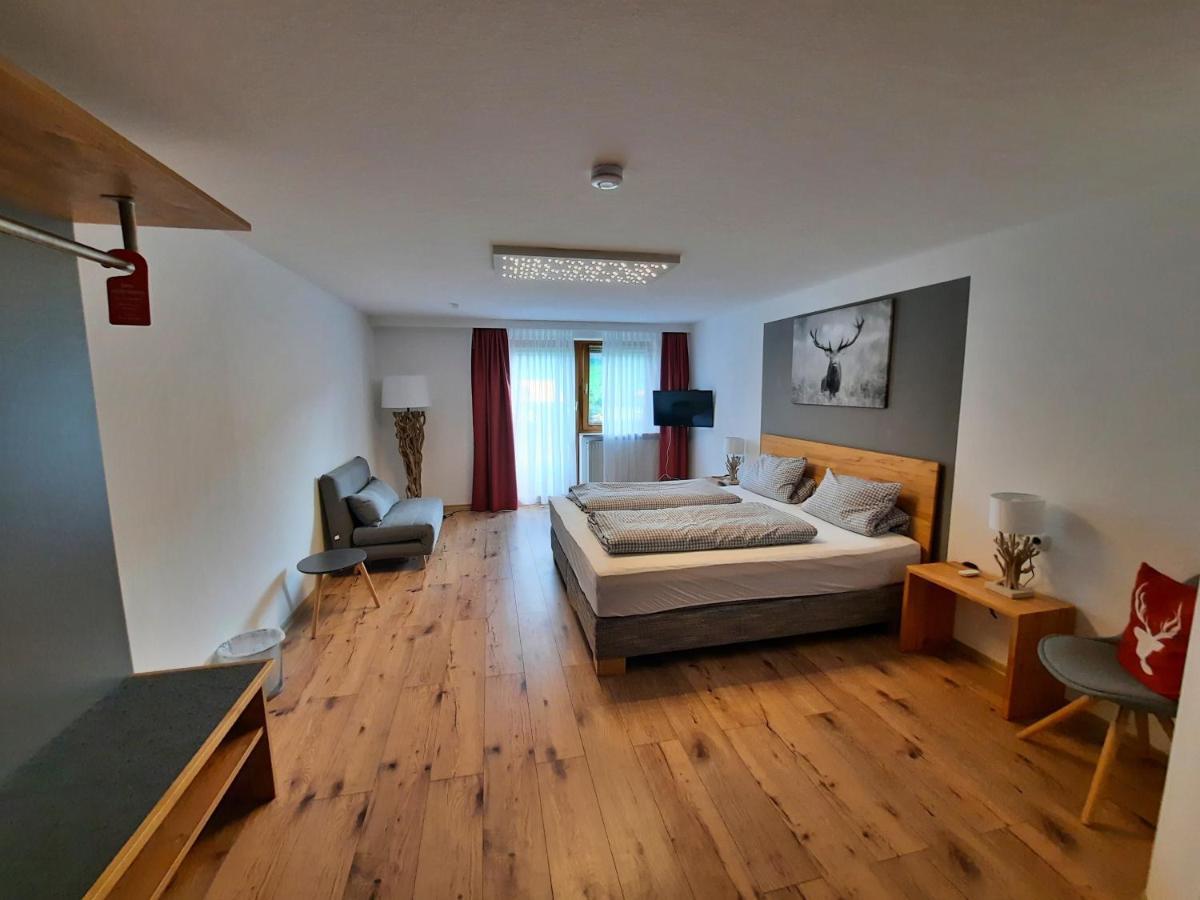 Landhotel Albrecht 미센 윌햄스 외부 사진
