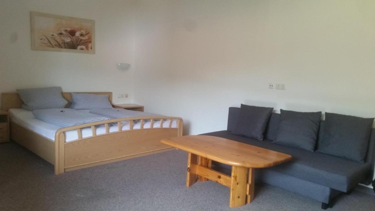 Landhotel Albrecht 미센 윌햄스 외부 사진